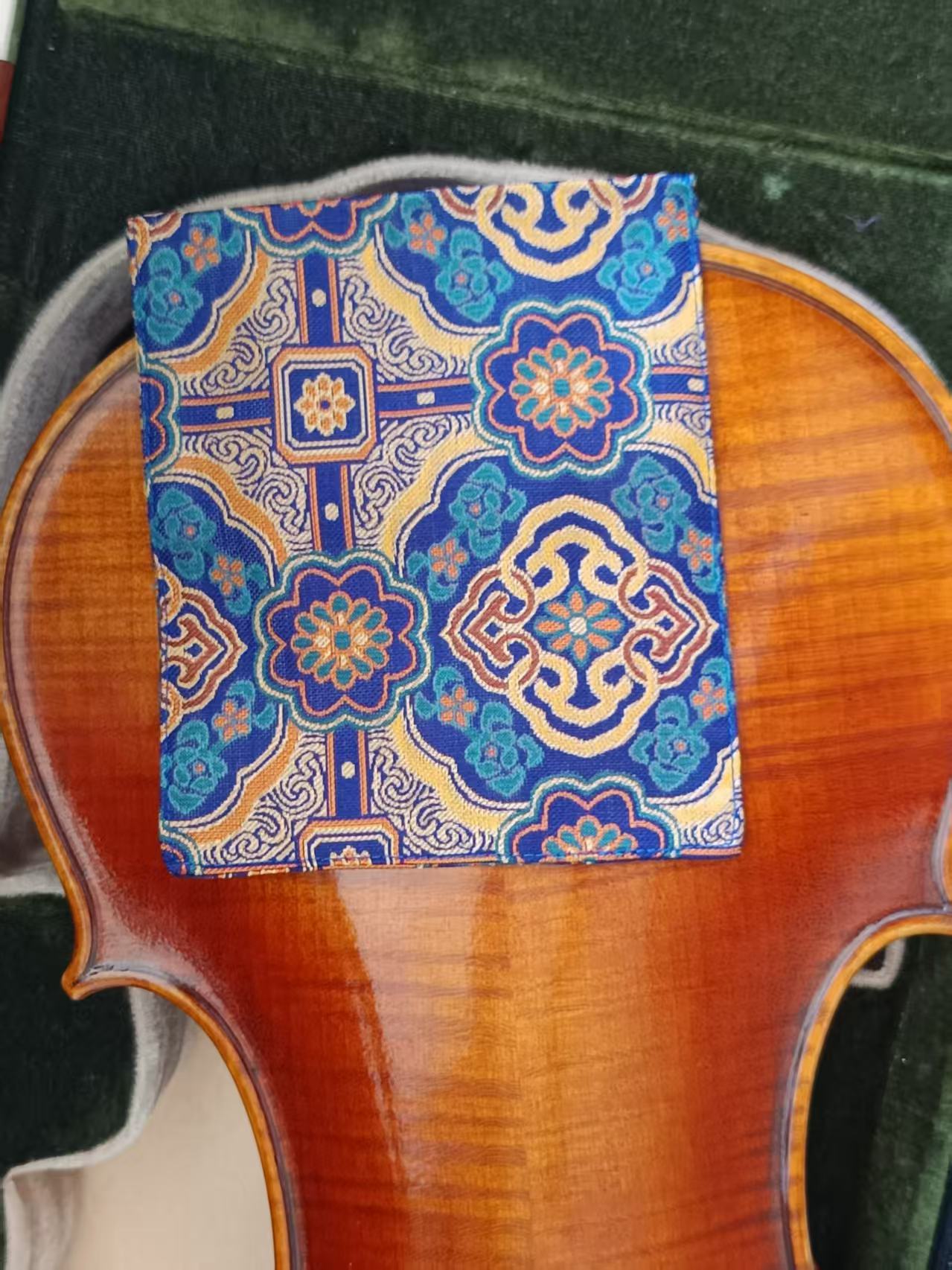 Chinrest Cover (Longer backside) for Violin/Viola