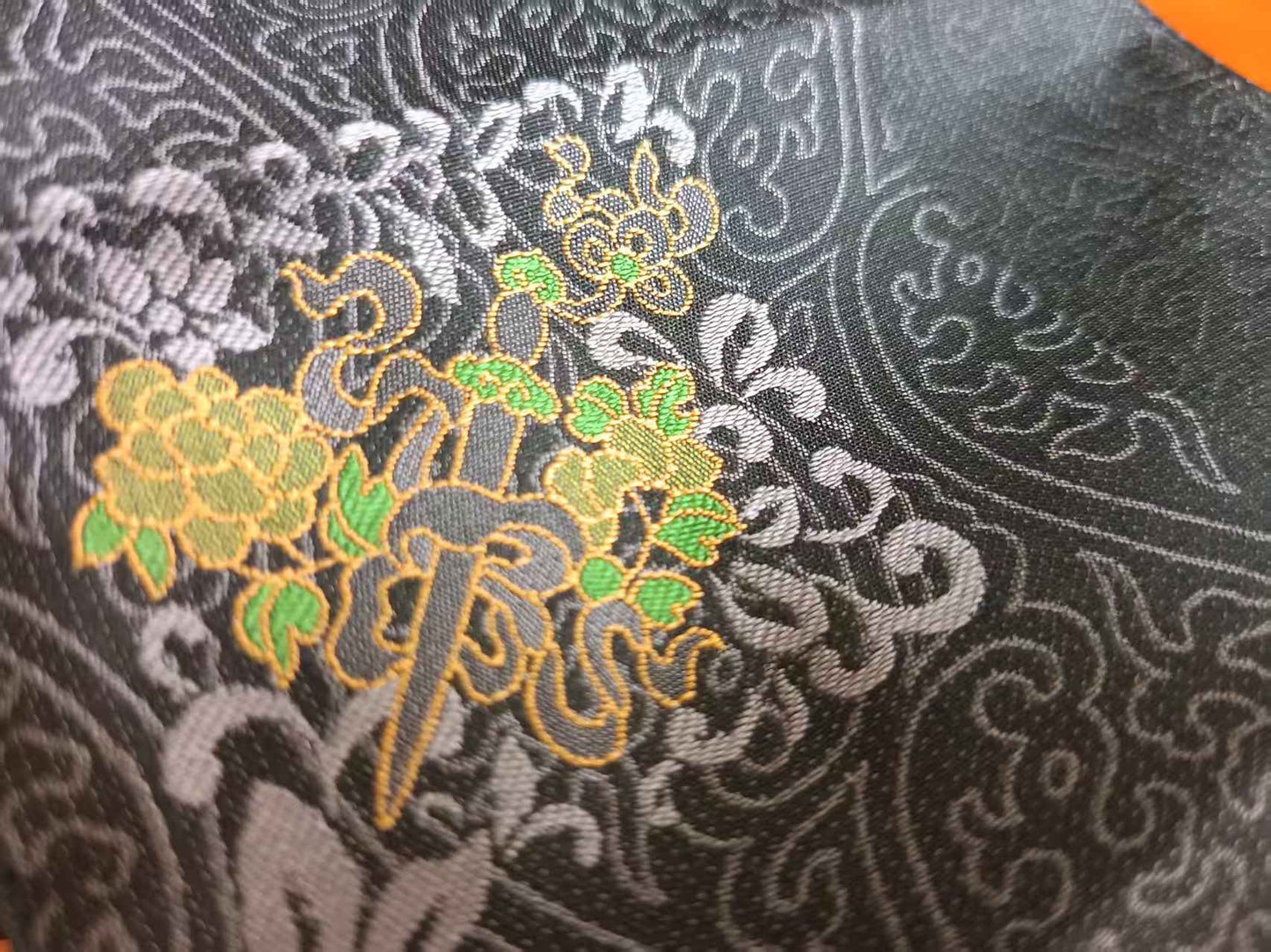 Hidden 8 Immortals Chinrest Cover (100% silk Song brocade) for Violin/Viola